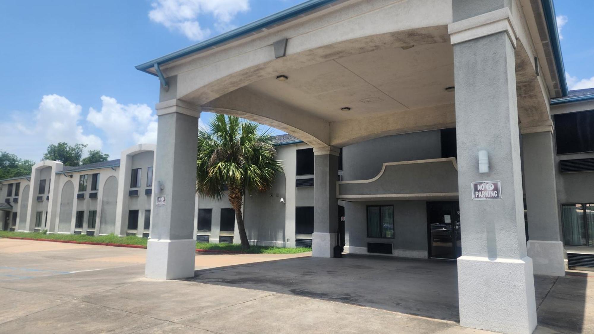 Fairway Motel 3*
